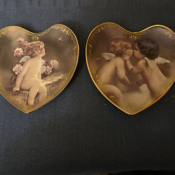 Love's Heavenly Messages Hart Shaped Cherub plates - Picture 2 of 6